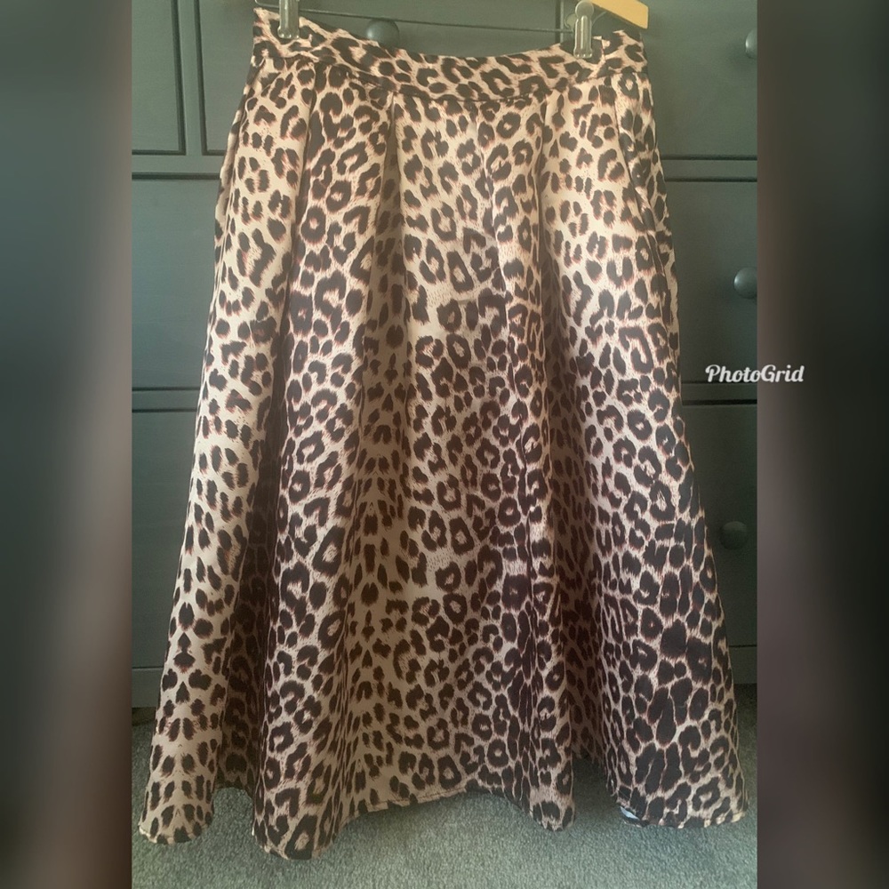 Leopard print circles skirt XL